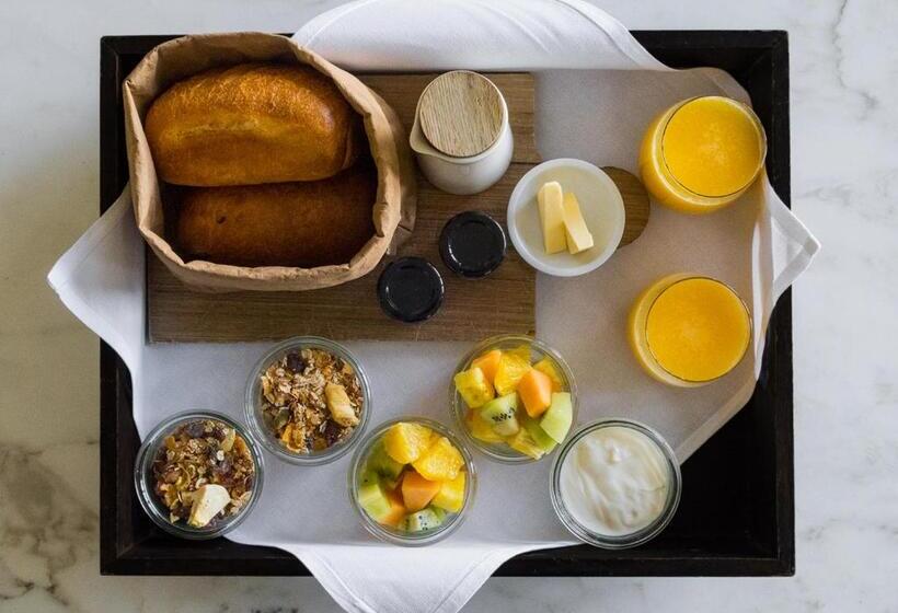 סוויטה, Port Phillip Estate