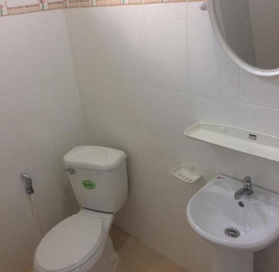 اتاق استاندارد, Y Bon