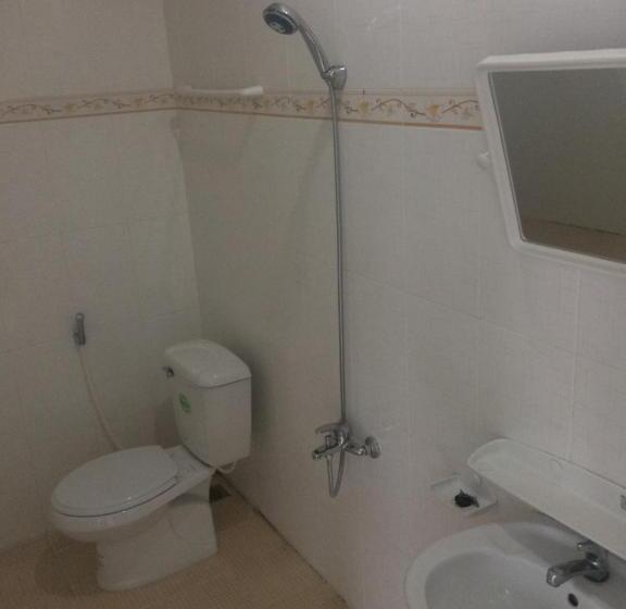 اتاق استاندارد, Y Bon