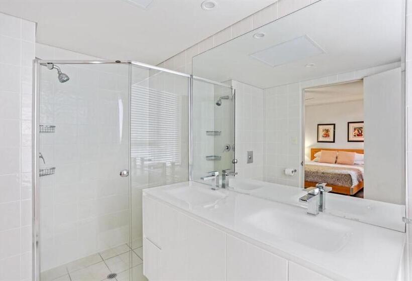 침실 2개 디럭스 아파트, One The Esplanade Apartments On Surfers Paradise