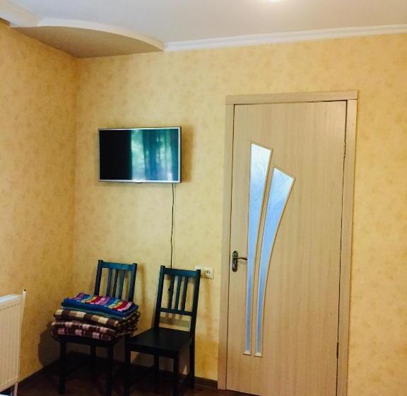 اتاق استاندارد چهار تخته, Family Apartment