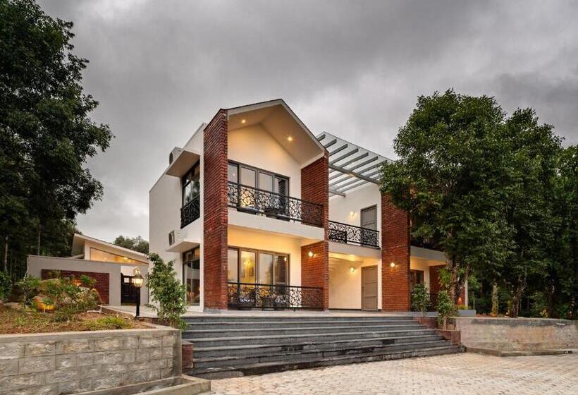 اتاق استاندارد با بالکن, Vismita County