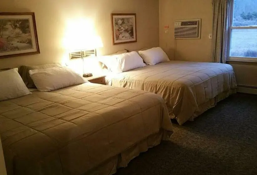 スタンダードルーム, Coach Stop Motel