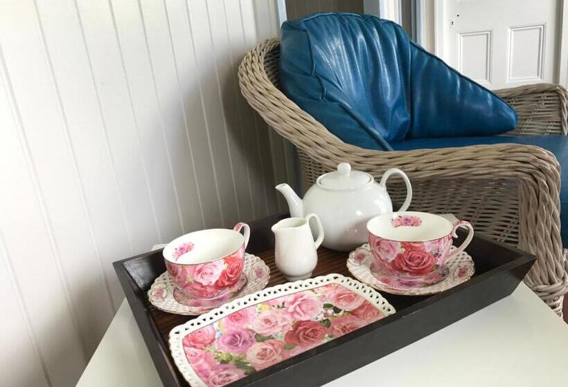 4间卧室的房子, Cherry Blossom Cottage With Country Charm And Spa