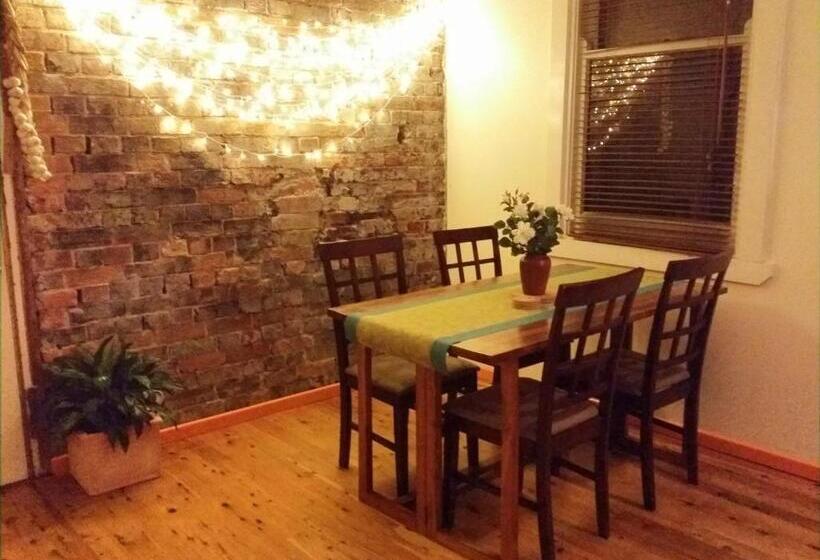 בית, 3 חדרי שינה, The Bank Guesthouse Glen Innes