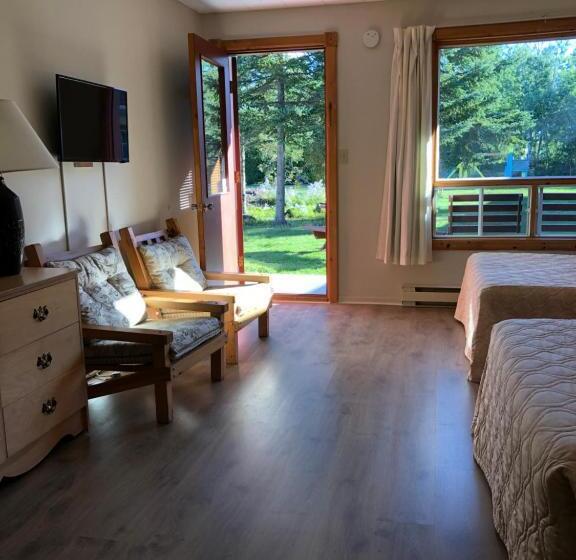 스탠다드 룸 풀장 전망, Auberge La Coudriere Cool