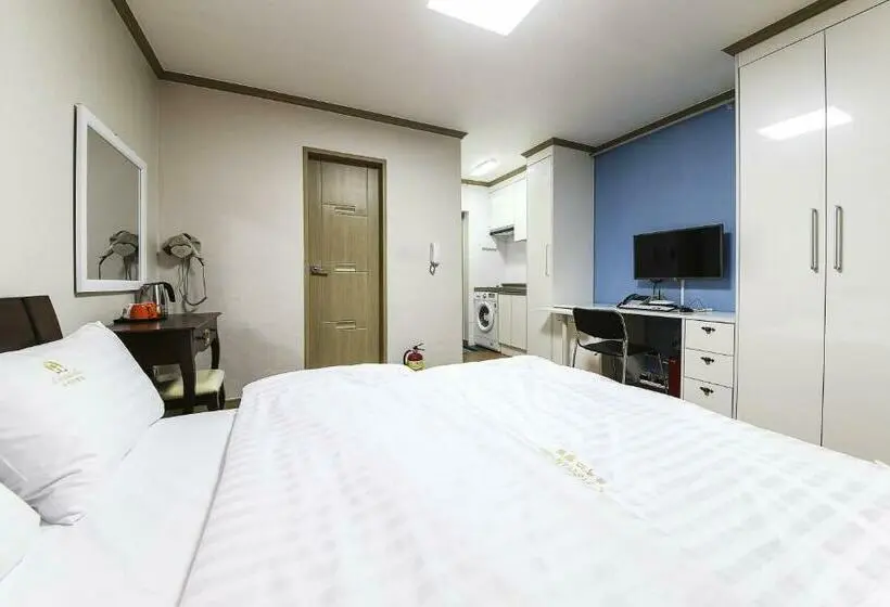 スタンダードルーム, Crystal Residence