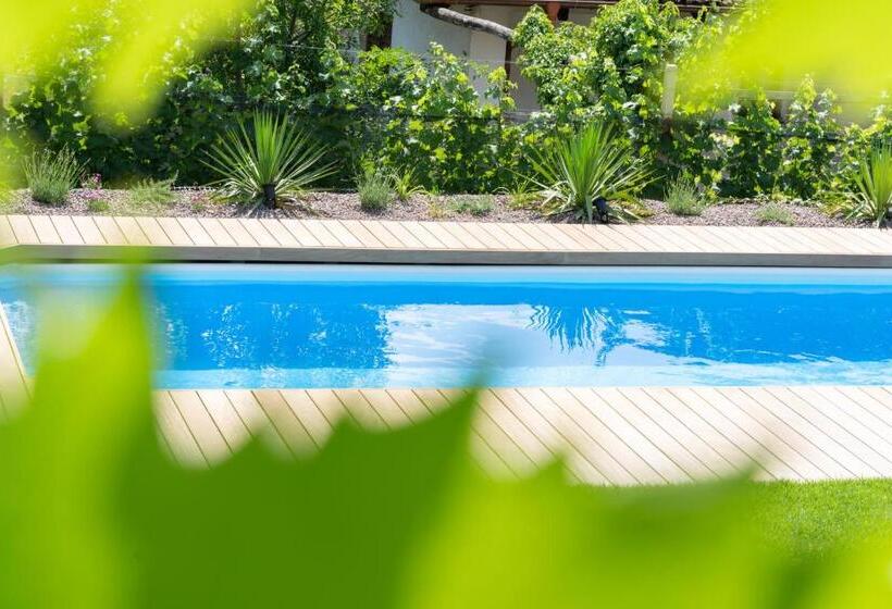 דירה בת חדר שינה 1 עם נוף, Villa Montis