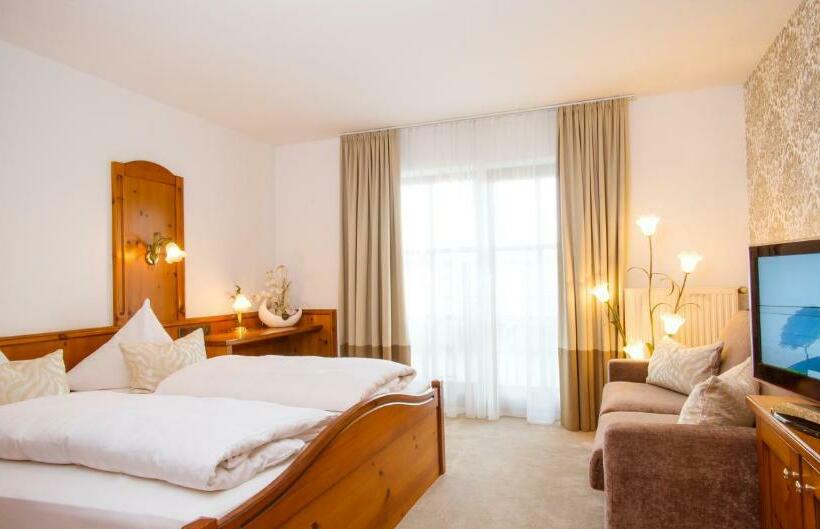 Comfort room with balcony, Landhotel Schneider