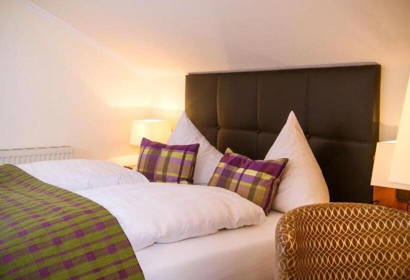 Люкс с Балконом, Landhotel Schneider