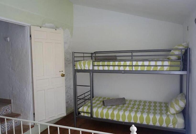 غرفة عائلية, Olive Branch El Chorro