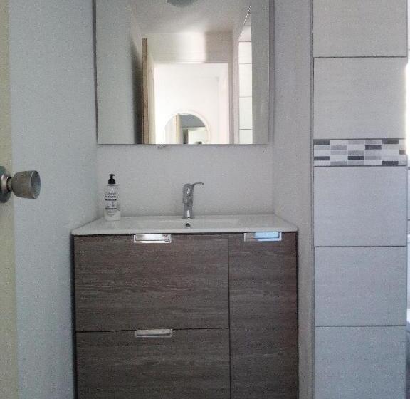 شقة غرفة واحدة, Olive Branch El Chorro