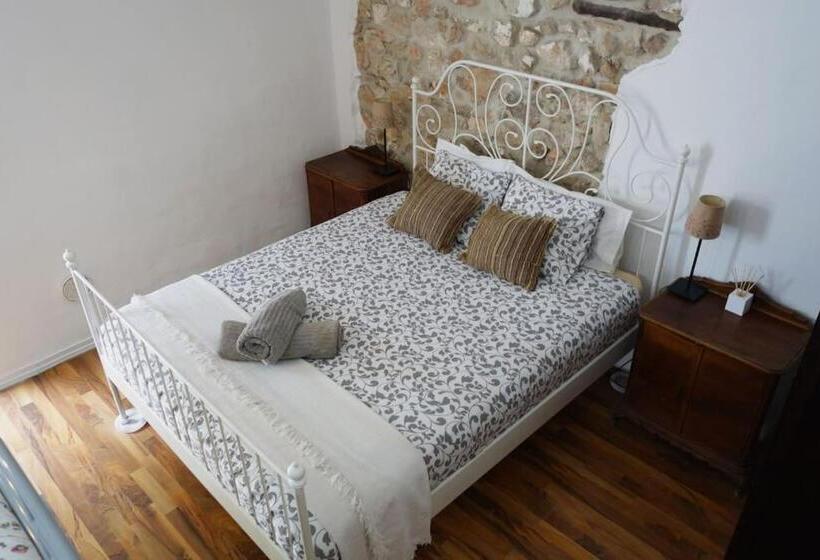 غرفة عائلية, Olive Branch El Chorro