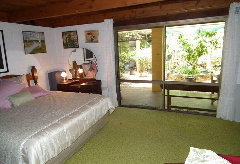 اتاق استاندارد با تخت بزرگ, Shady Grove B&b