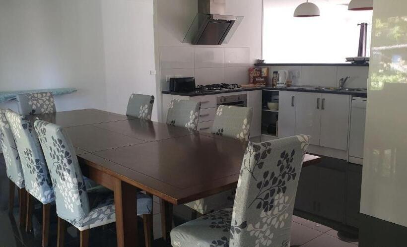 带4个卧室的别墅, Dixiglen Farm