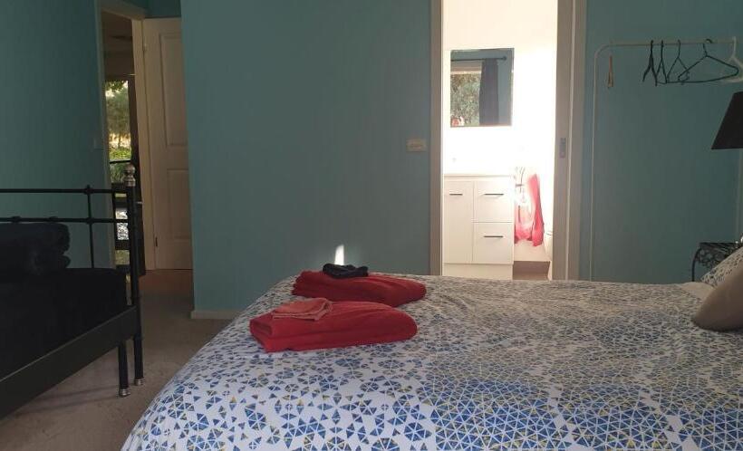 带4个卧室的别墅, Dixiglen Farm