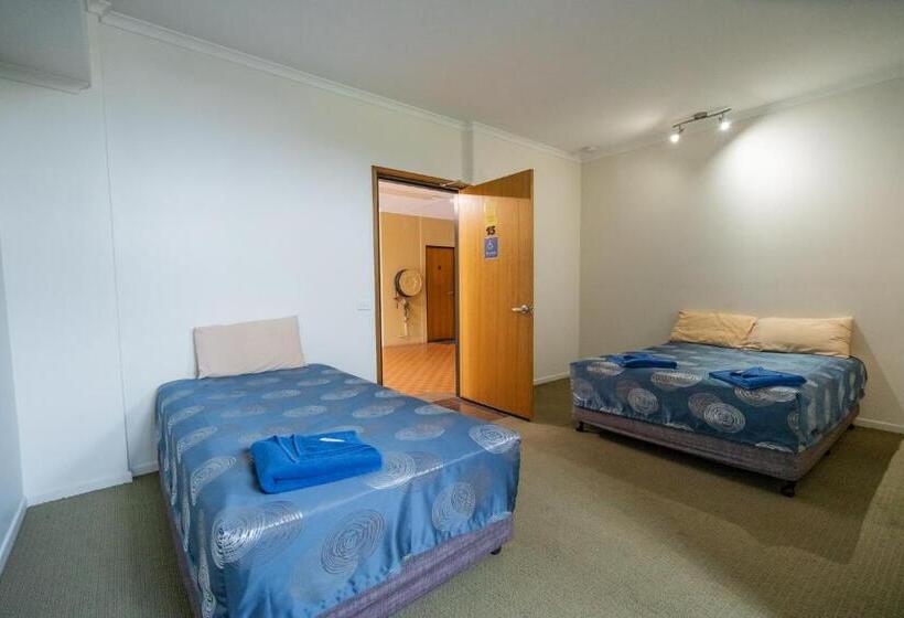 חדר סטנדרט, Capella Hotel Motel