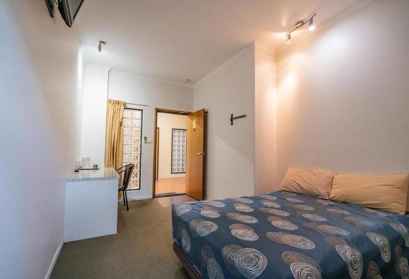 חדר סטנדרט, Capella Hotel Motel