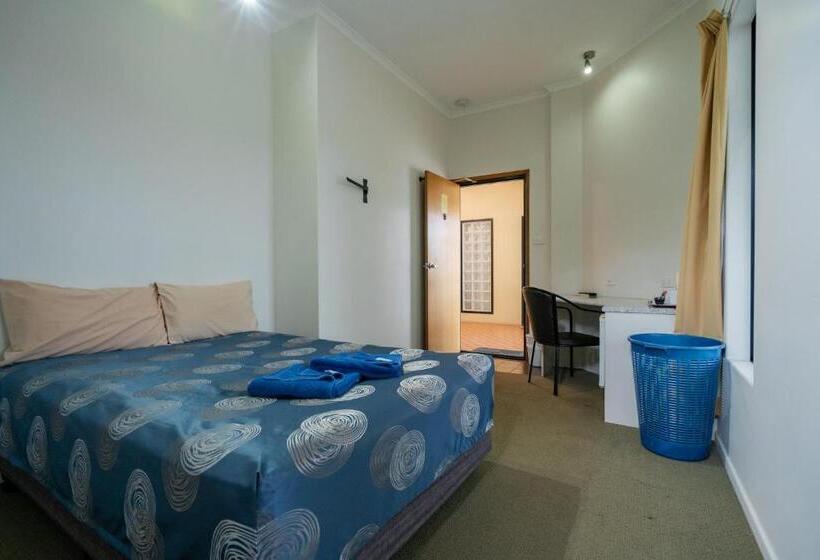 חדר סטנדרט, Capella Hotel Motel