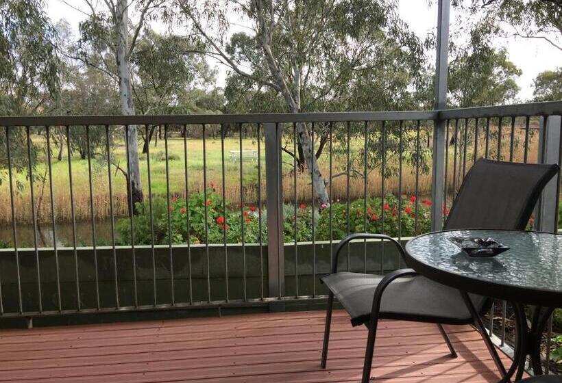 스탠다드 발코니 룸, Donald Riverside Motel