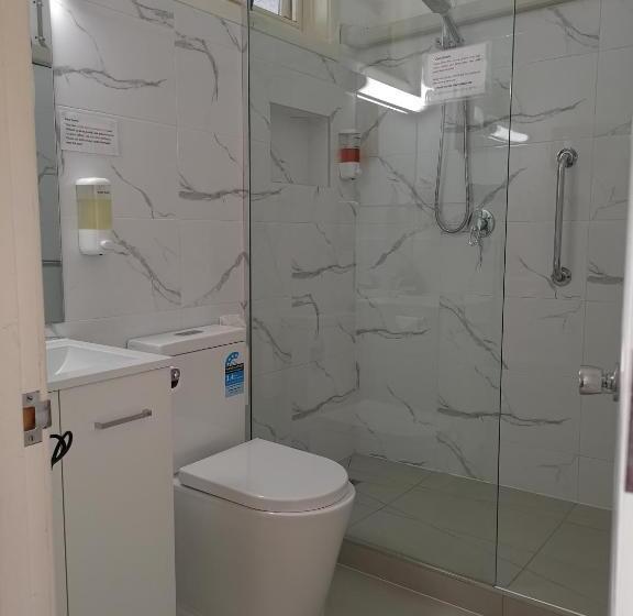 스탠다드 발코니 룸, Donald Riverside Motel