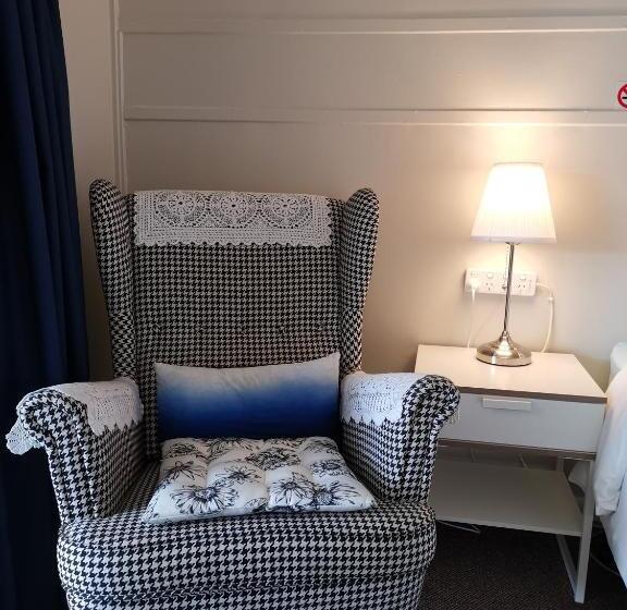 스탠다드 발코니 룸, Donald Riverside Motel