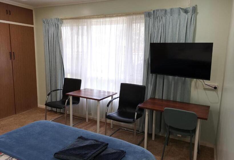 침실 2개 스위트, Donald Riverside Motel