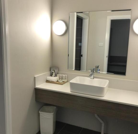 חדר משפחתי דלוקס, Acacia Motor Lodge