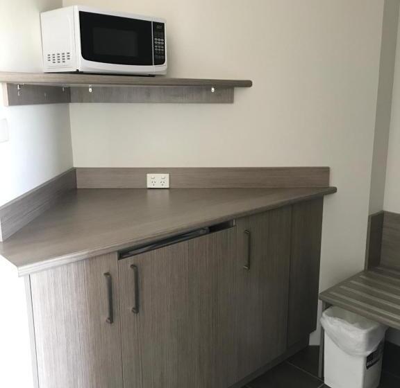 חדר משפחתי דלוקס, Acacia Motor Lodge