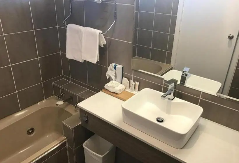 キングサイズベッドのデラックスルーム, Acacia Motor Lodge