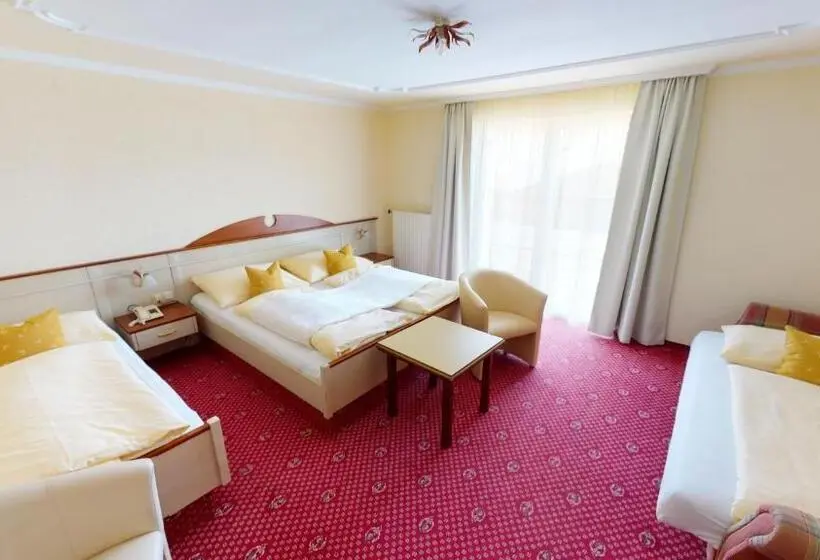 スタンダード4人部屋, Voralpenhotel Schmoller