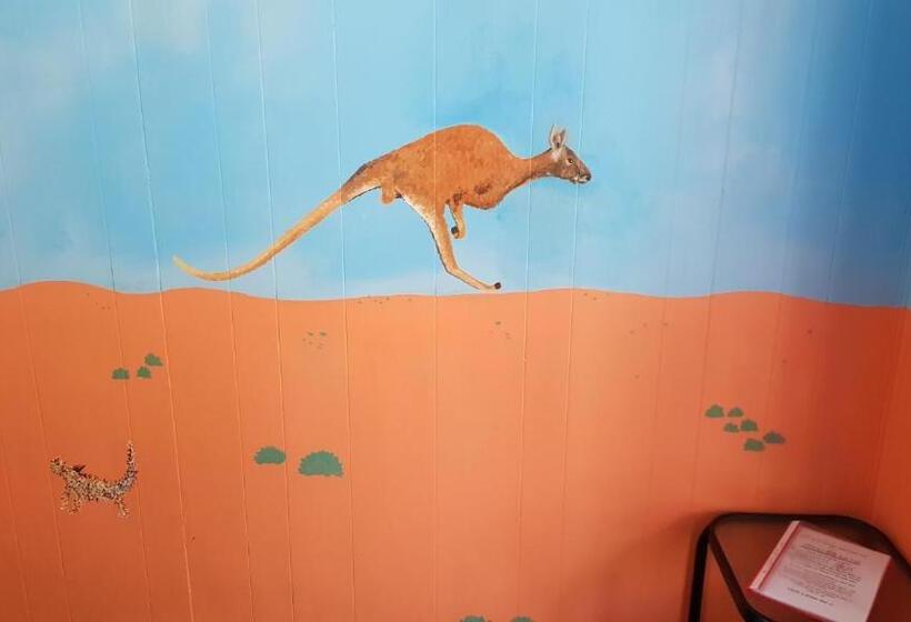 חדר בסיסי חדר אמבטיה משותף, Alice's Secret Travellers Inn