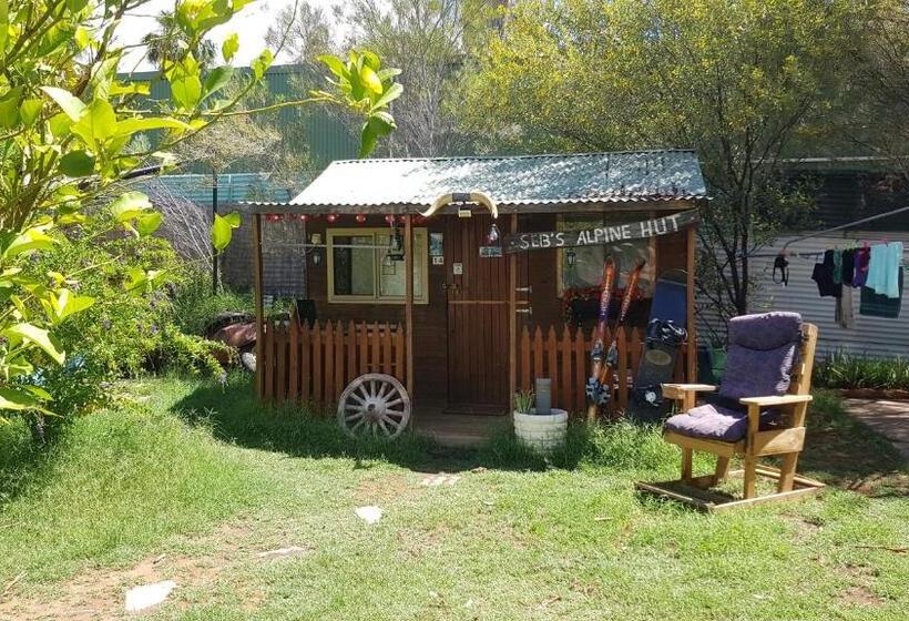 חדר סטנדרט עם טרסה, Alice's Secret Travellers Inn