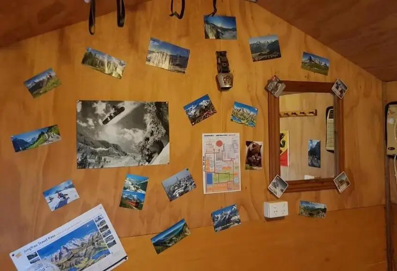 اتاق استاندارد با تراس, Alice's Secret Travellers Inn
