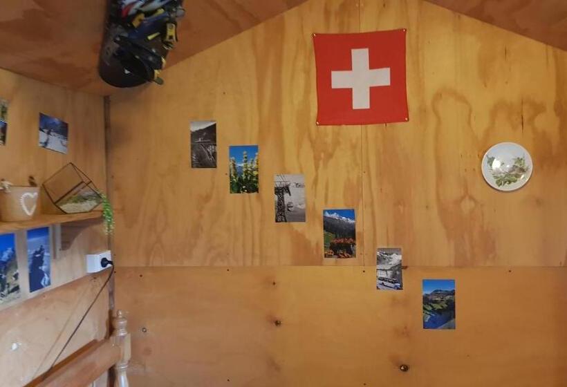 חדר סטנדרט עם טרסה, Alice's Secret Travellers Inn