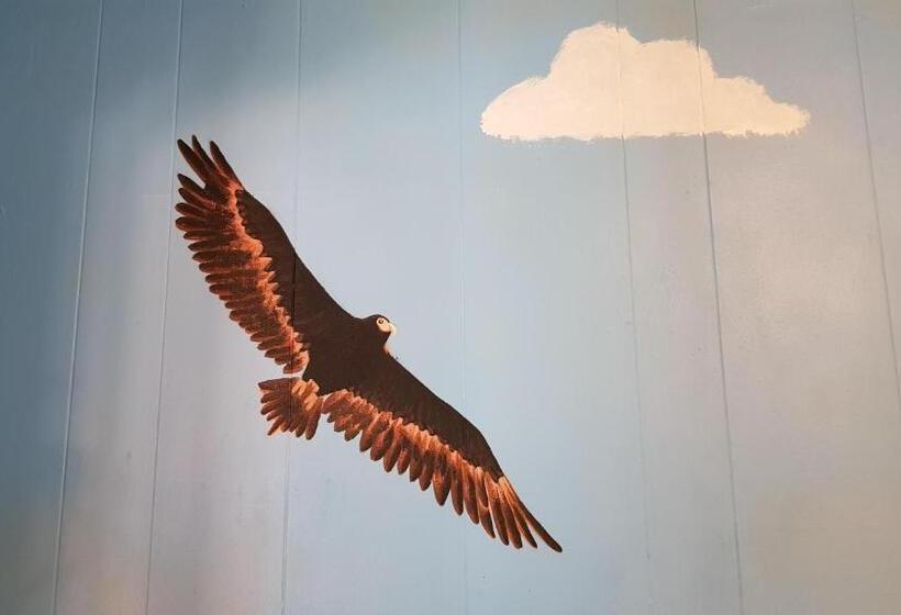 חדר בסיסי חדר אמבטיה משותף, Alice's Secret Travellers Inn