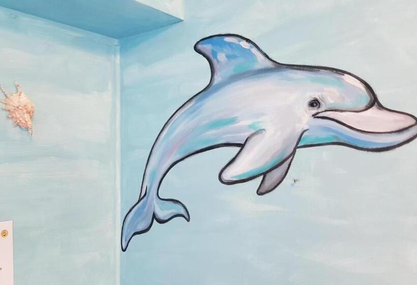 חדר בסיסי חדר אמבטיה משותף, Alice's Secret Travellers Inn