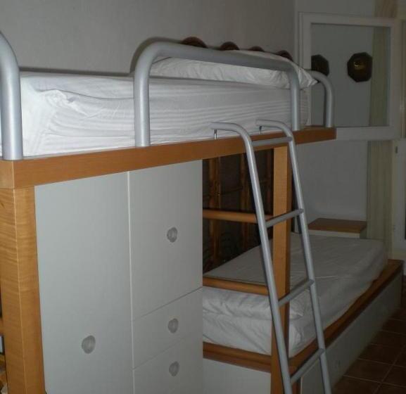 شقة 3 غرف مطلة على البحر, Appartamenti Porto Quadro