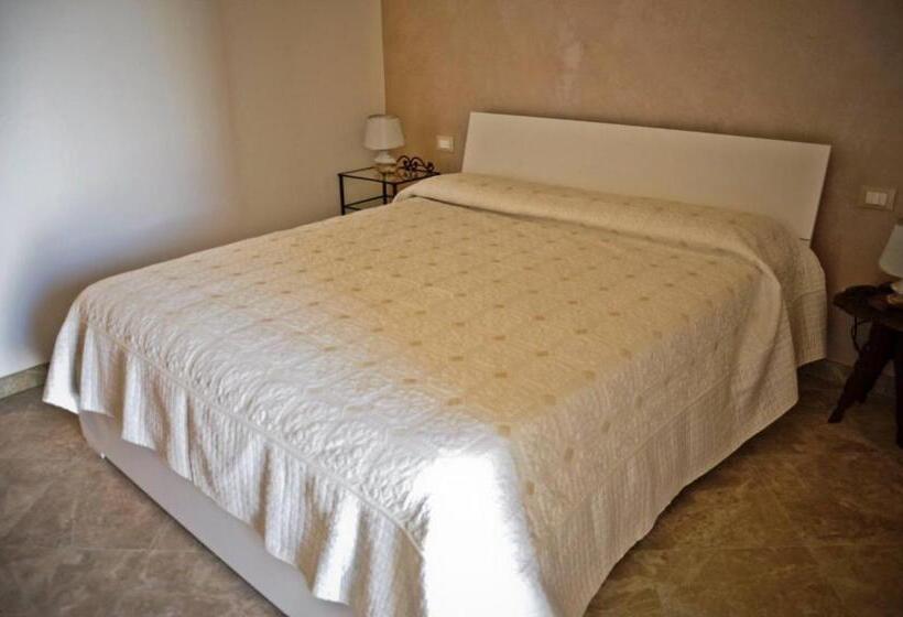 חדר סטנדרט עם טרסה, B&b La Voce Della Luna