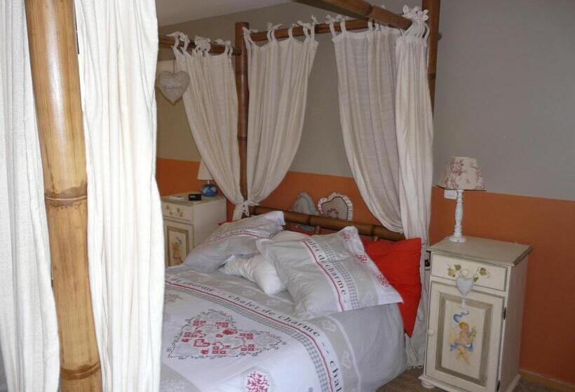 غرفة قياسية مطلّة علي حمام السباحة, B&b L Escale