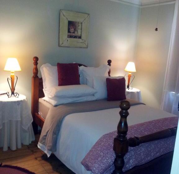 בית, 2 חדרי שינה, Leafield Cottages