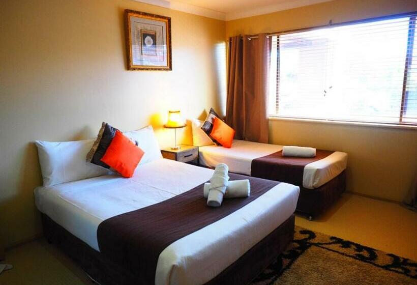 דירת שני חדרים, Bella Vista Motel