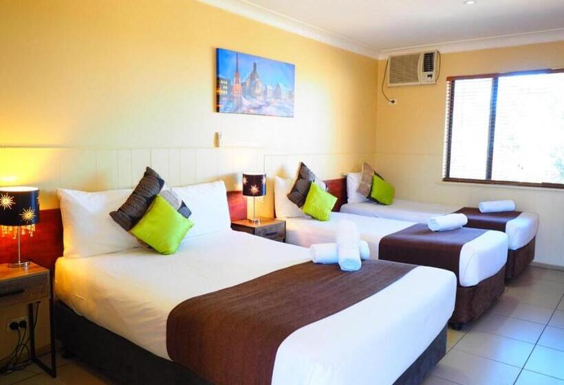 Четырехместный Номер Стандарт, Bella Vista Motel