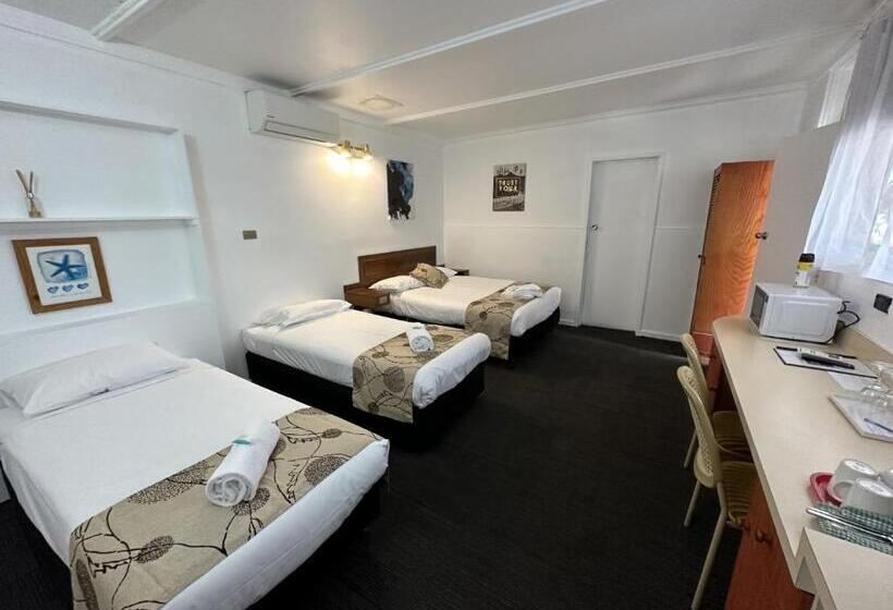 ファミリールーム, Charlton Motel