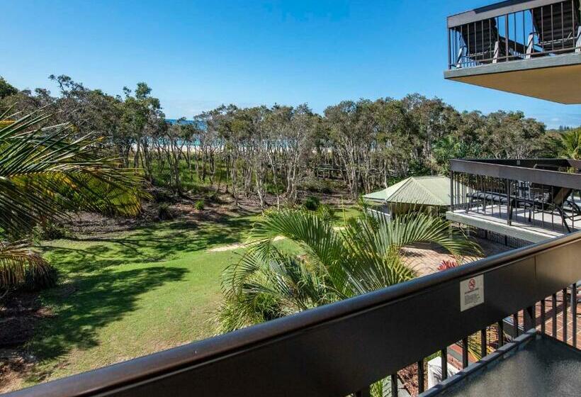 스탠다드 스튜디오, Anchorage On Straddie