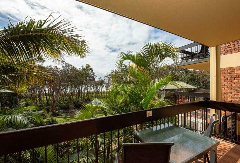 스탠다드 스튜디오, Anchorage On Straddie