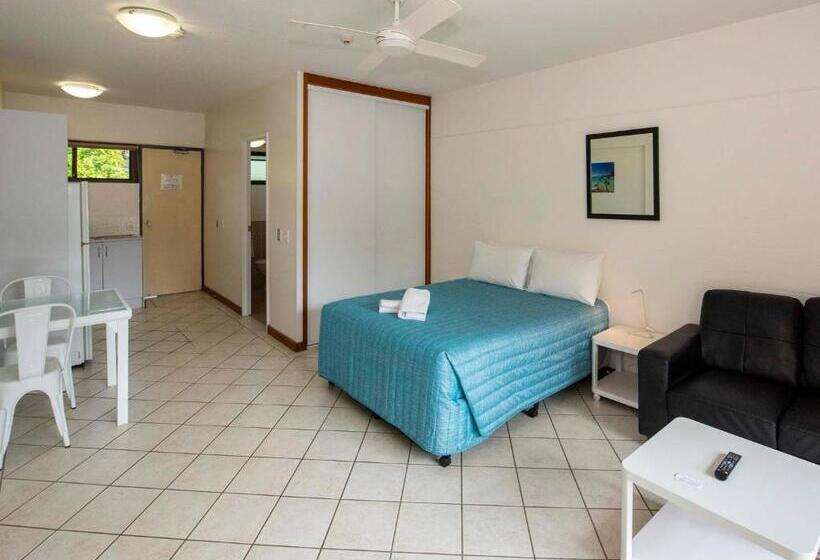 스탠다드 스튜디오, Anchorage On Straddie