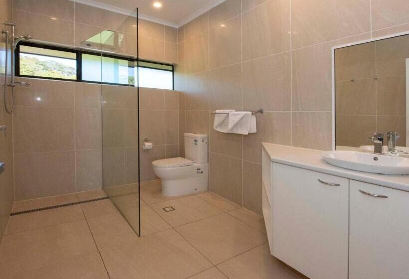 침실 2개 아파트, Anchorage On Straddie