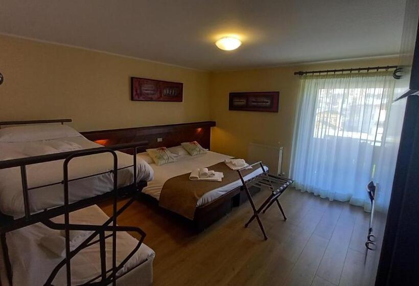 带阳台标准四人间, Comelico