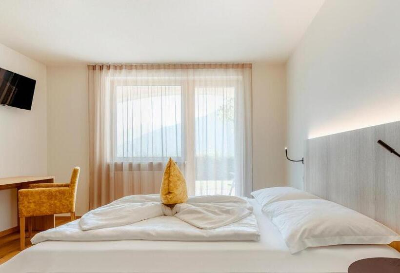 带1个卧室的带阳台的公寓, Margun   Apartments & Panoramarooms